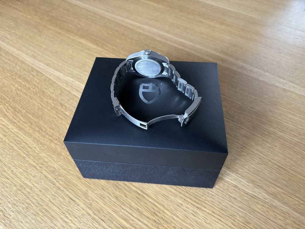 Tudor Ranger Full set