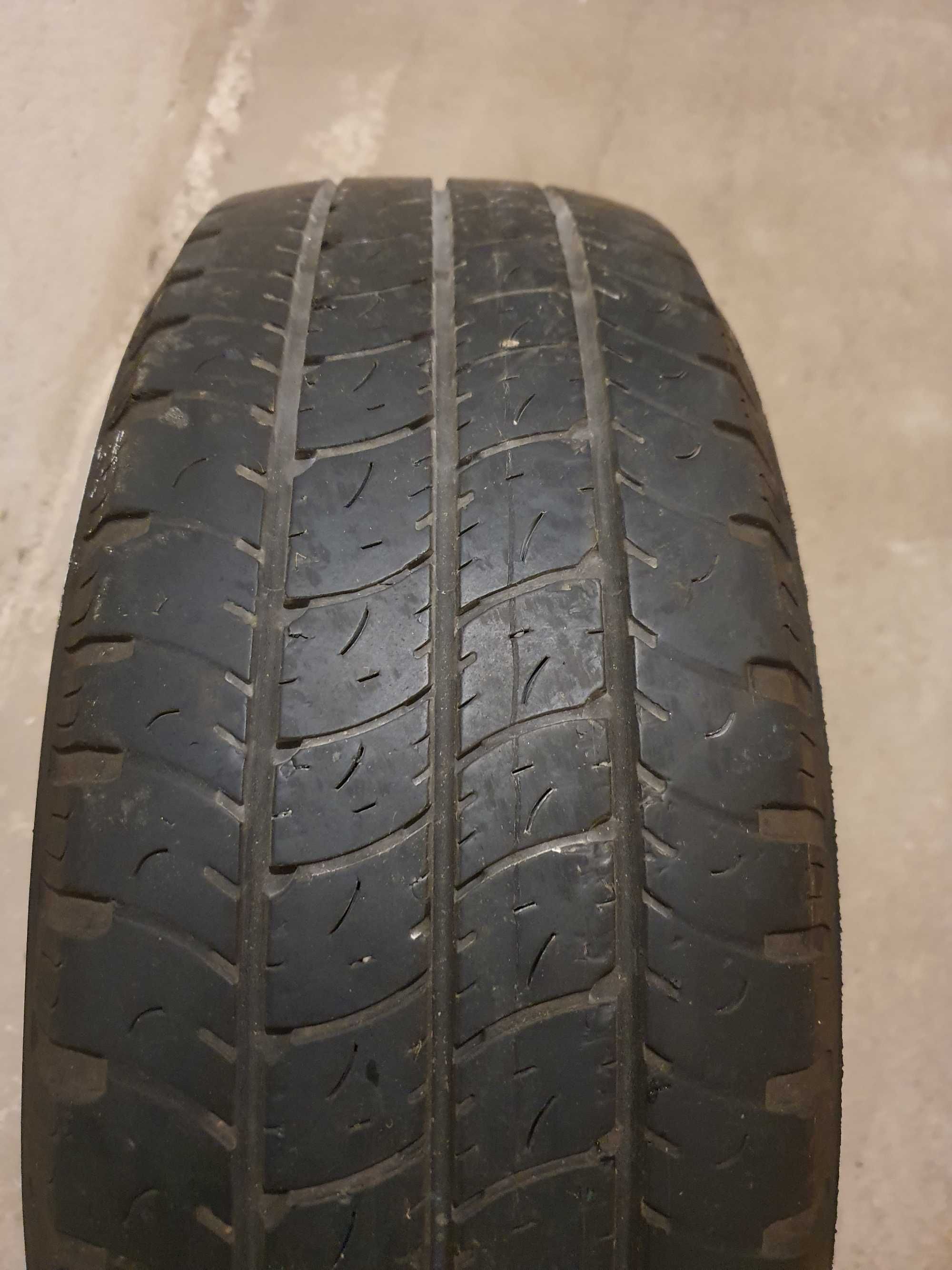 Opony Goodyear 215/65R 16C letnie