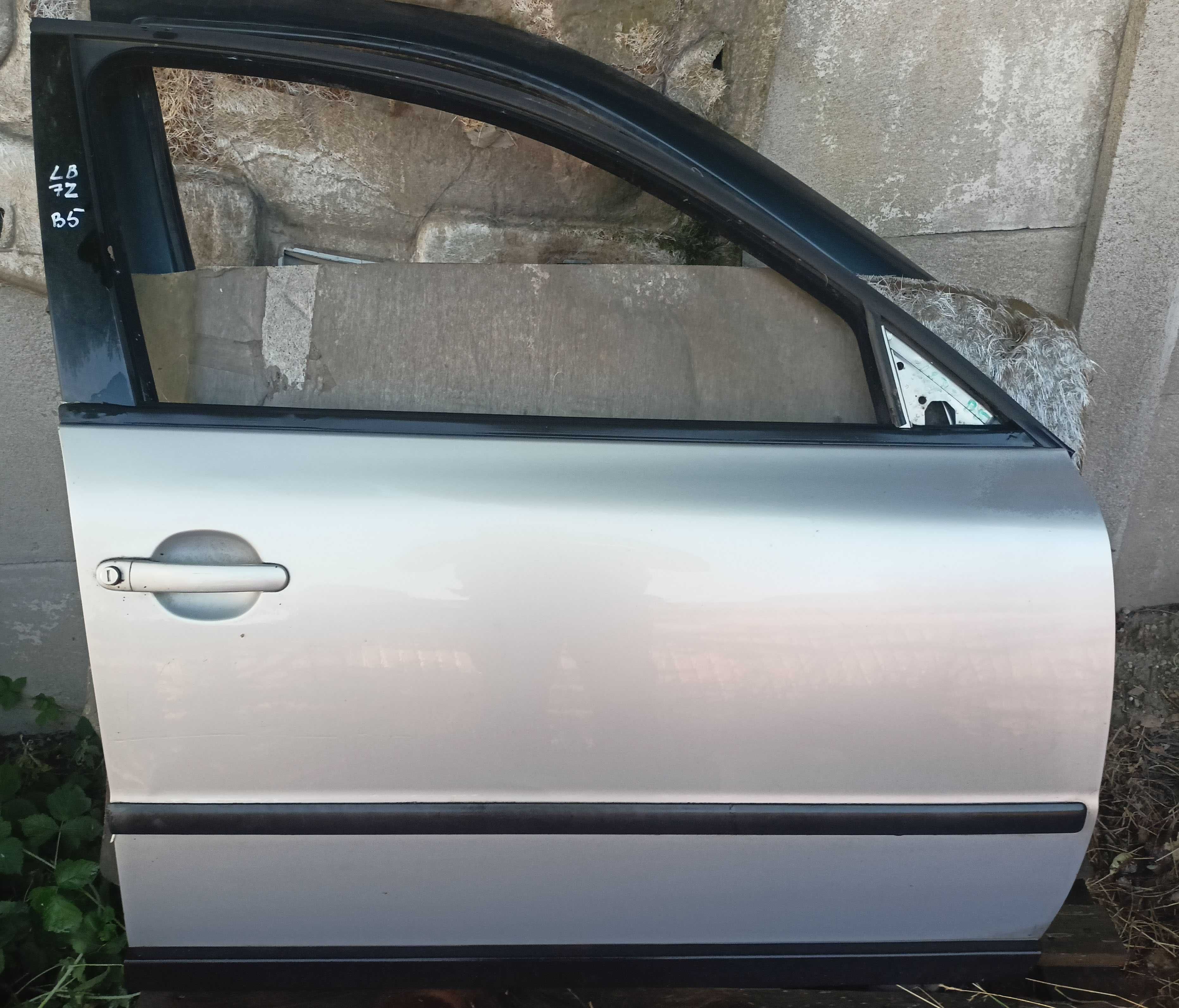 drzwi vw Passat b5 LB7Z prawy przód
