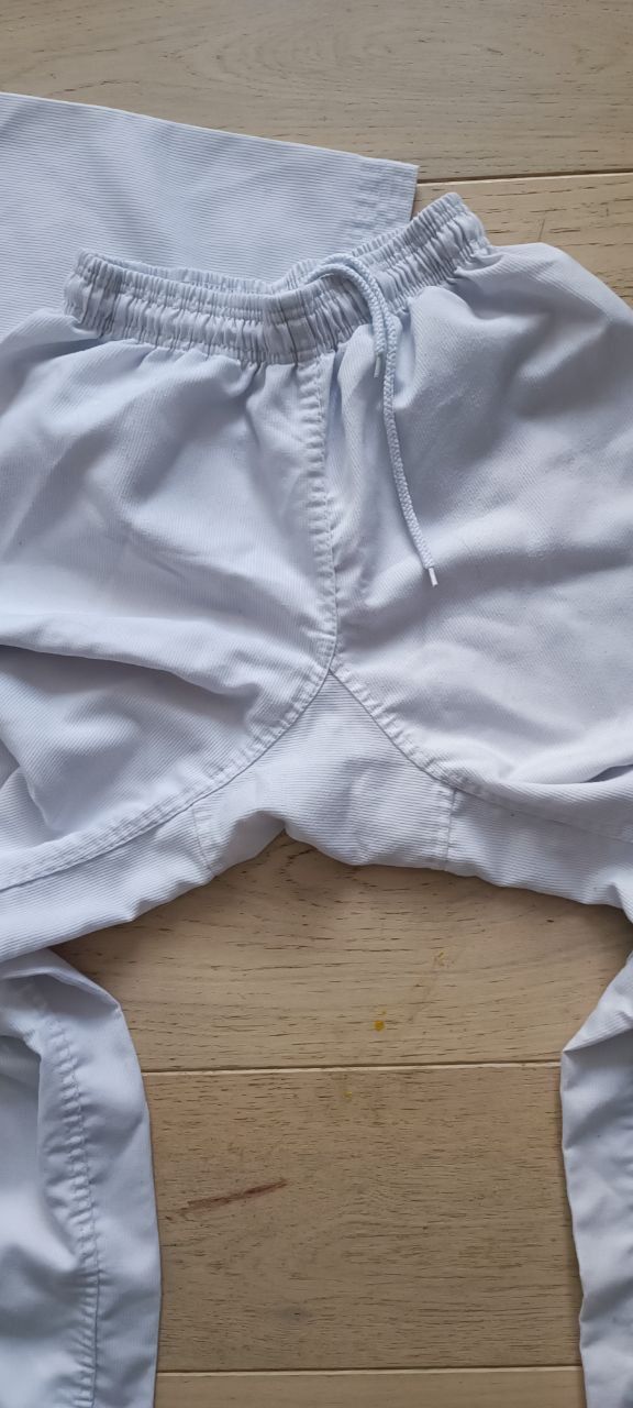 Кімоно біле штани та кофта для таеквондо, карате, джиуджитсу