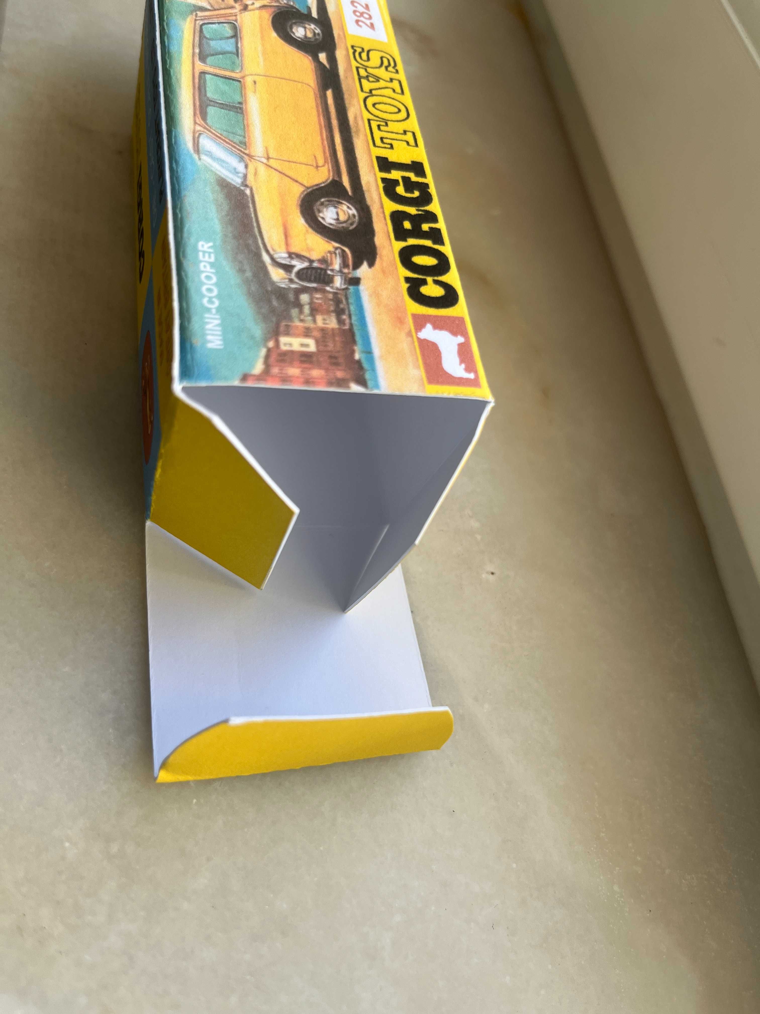 Caixa reprodução (recreation)  Corgi Toys Whizzwheels 282 Mini Cooper