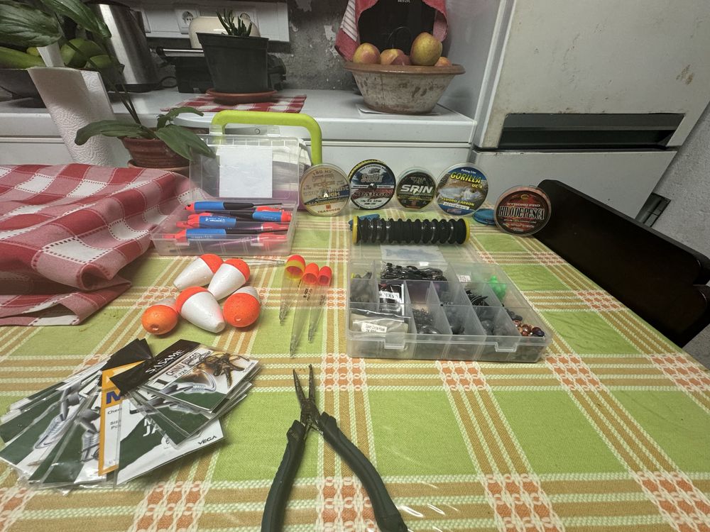 Canas de pesca.
