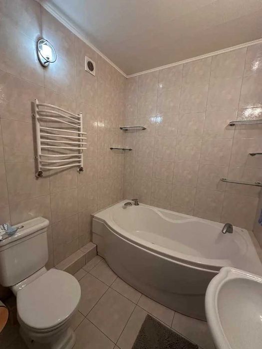 Продам 3к квартиру 96м2 с ремонтом, ул. Рабочая (низ)
