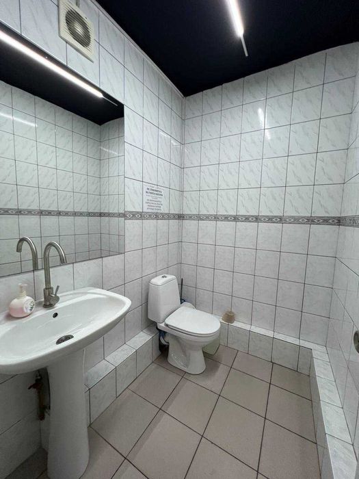 Продаж офісного поверху 315 м² — готовий бізнес у центрі Дніпра