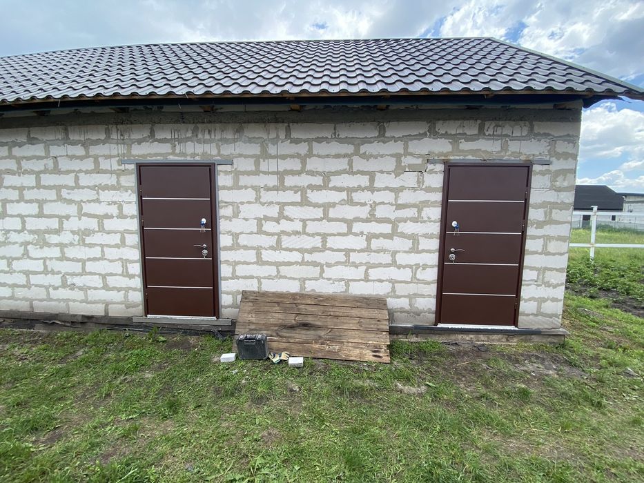 Вуличні вхідні двері до будинку зі склом входные двери уличные на дом.
