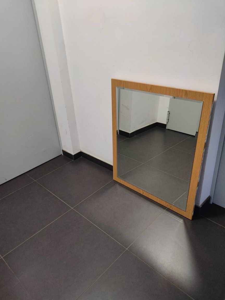 Lustro 70 cm x 70 cm