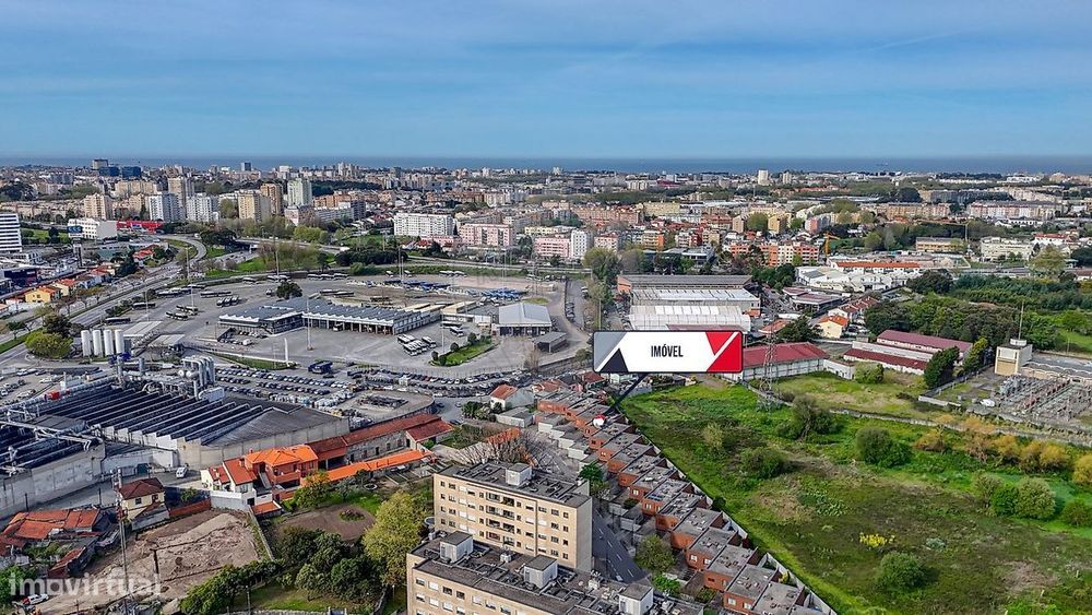 Moradia T5 para venda