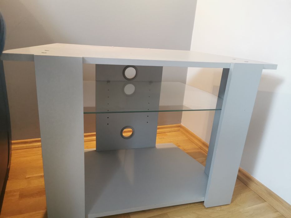 Stolik pod telewizor