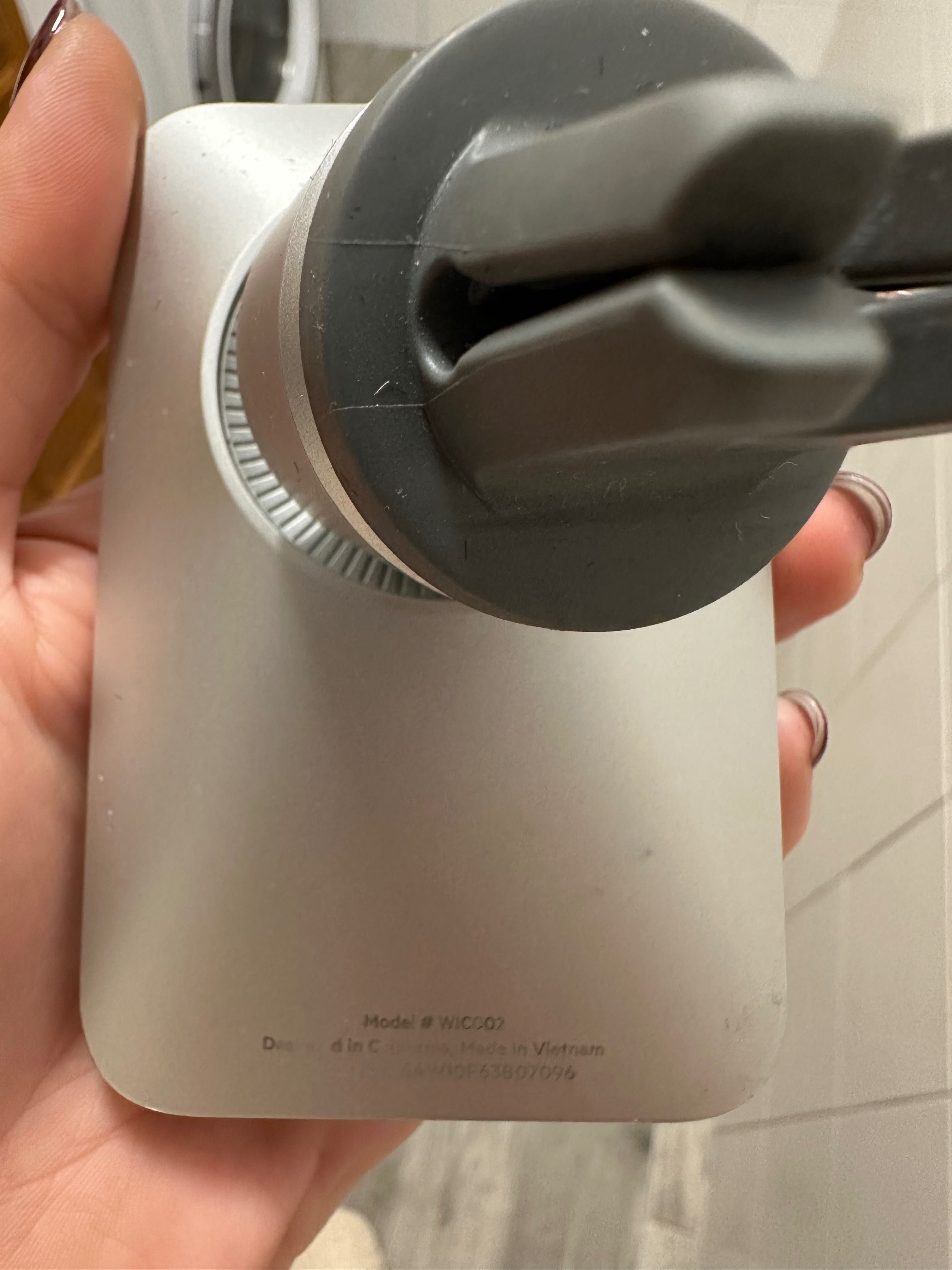 Vendo suporte magnético de automóvel PRO Belkin com MagSafe