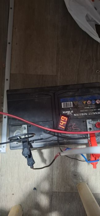 Зарядное устройство для авто 12в(10а), 24в(5а)