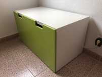 Banco/báu com rodas IKEA