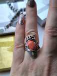 Серебряное кольцо с кораллом