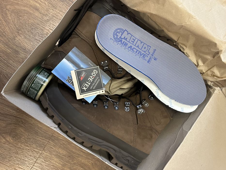 Трекінгові черевики Meindl Perfekt : нові, оригінал (розмір 43)