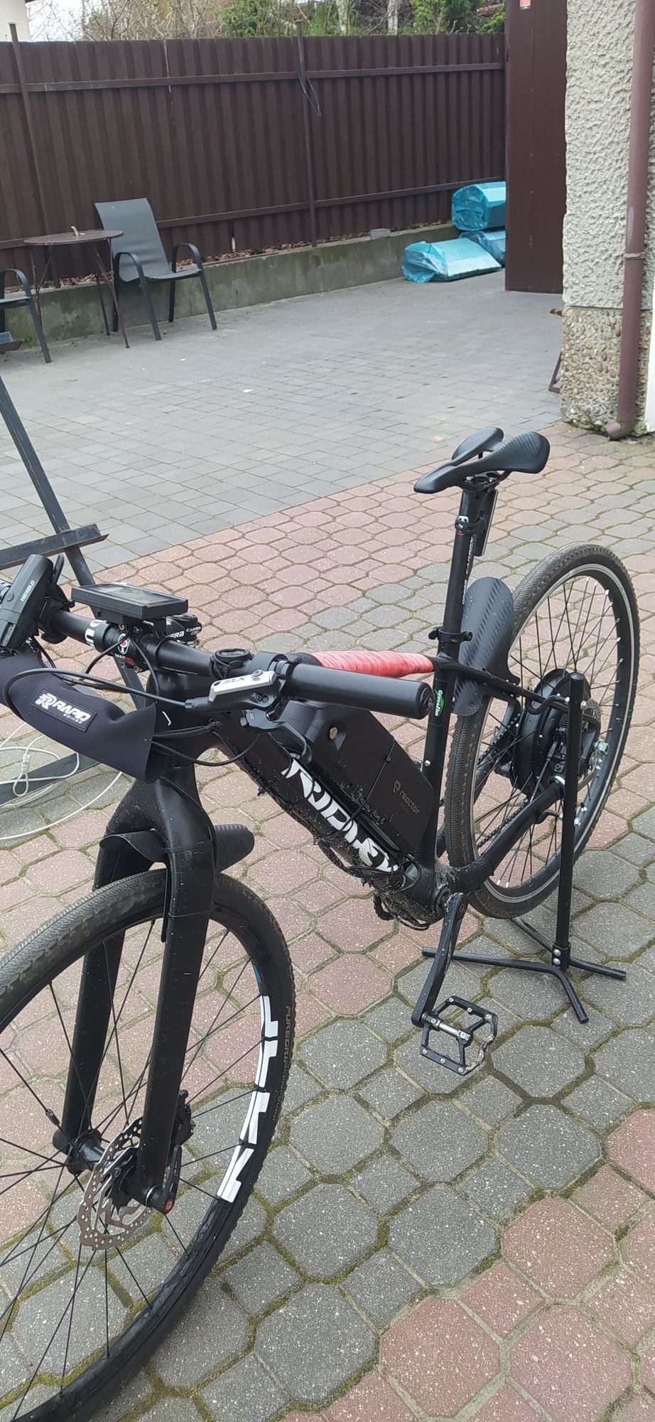 Bardzo mocny zestaw do konwersji roweru na elektryczny