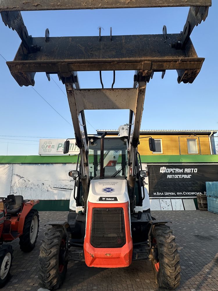 Ескаватор-навантажувач BOBCAT B730R