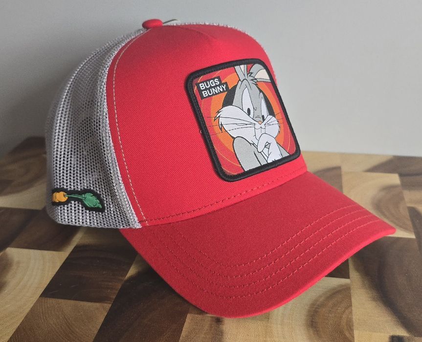 Oryginalna czapka trucker Capslab Bugs Bunny Królik Bugs