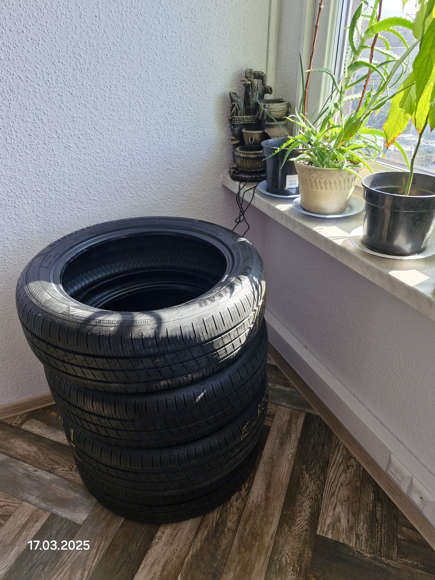 195/60R18 Goodyear EfficientGrip Performance 2 DEMO DOT2122