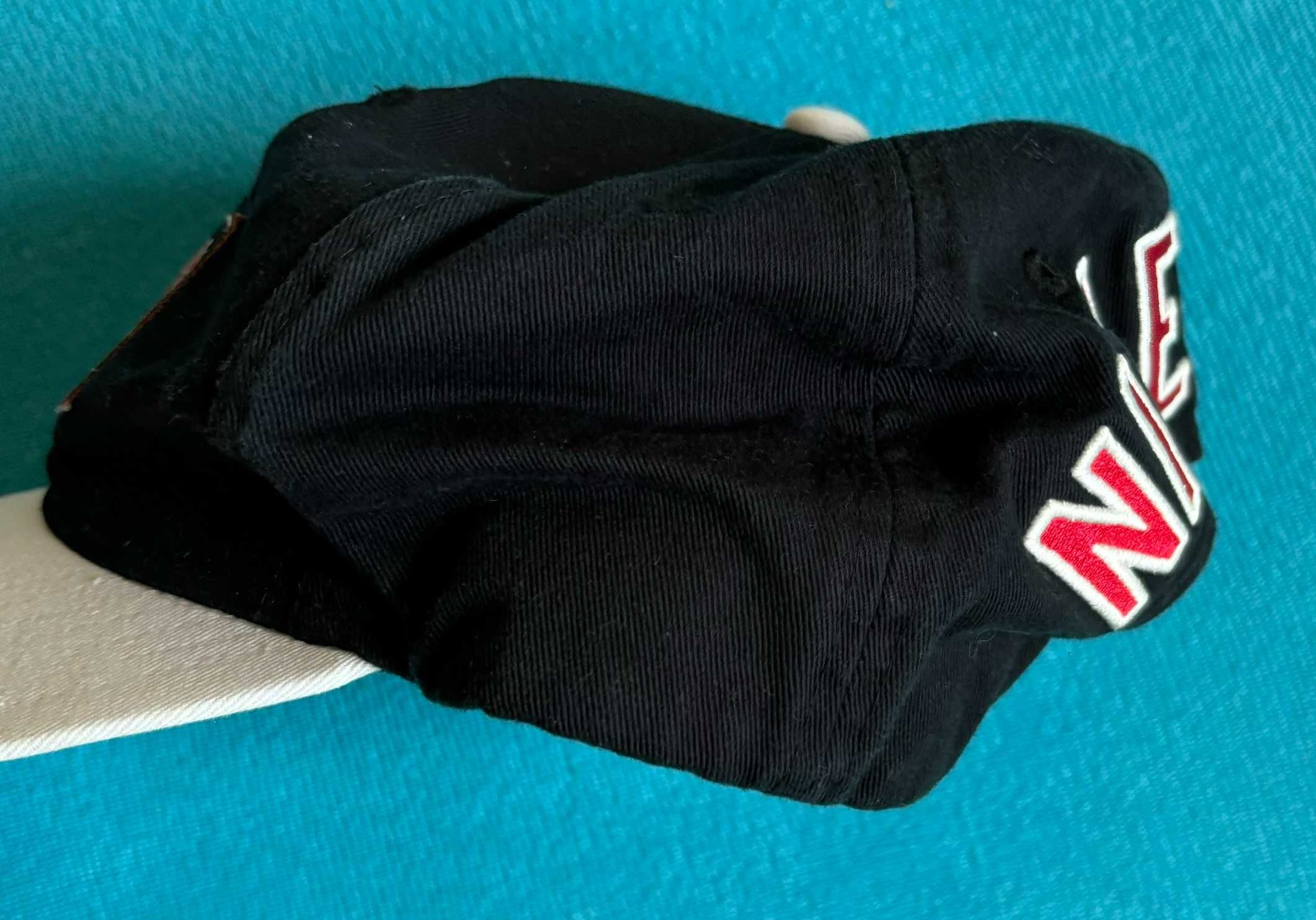 Czapka z daszkiem Nike Air roz. uniwersalny