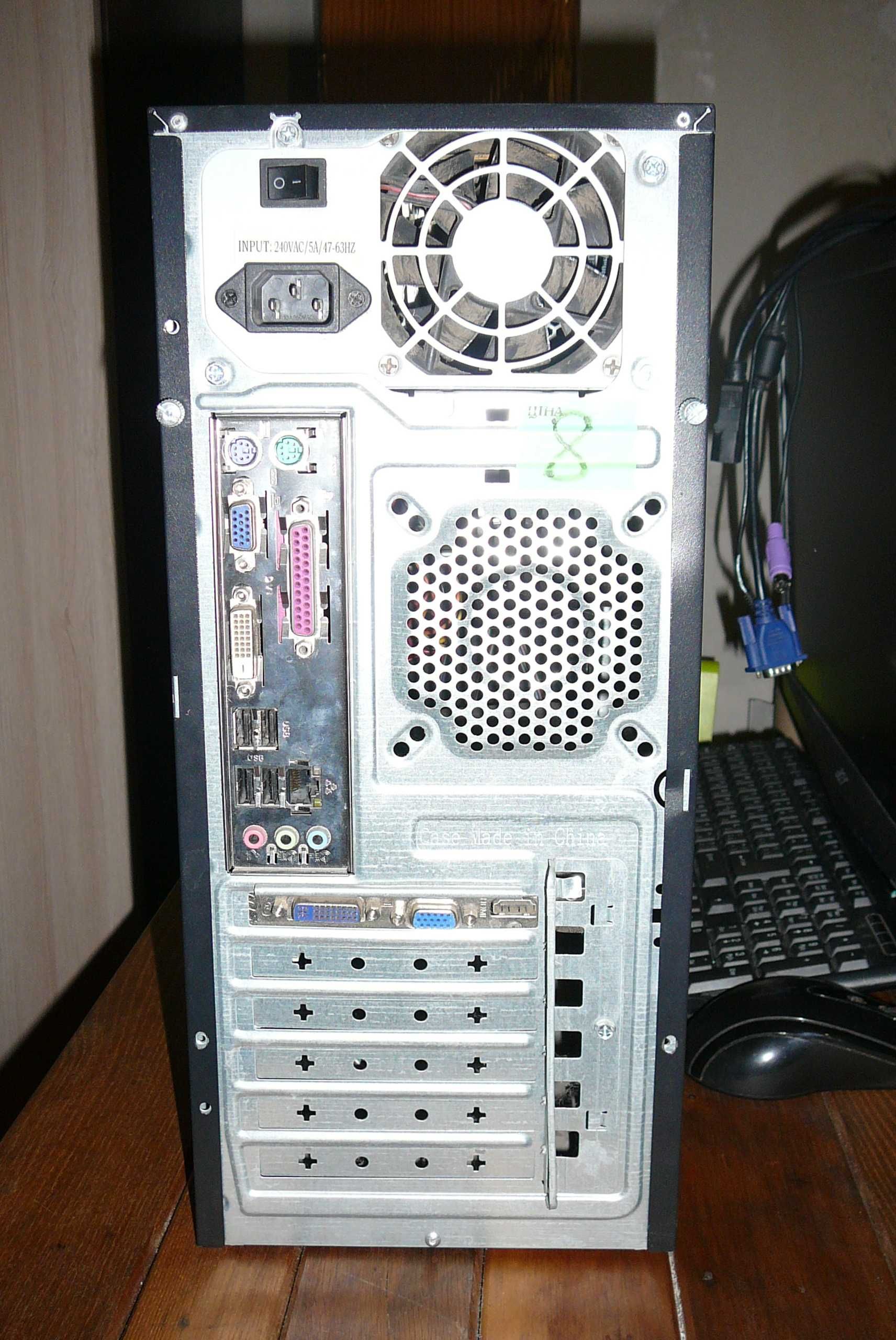 Черный ПК на core i3, ОЗУ 4gb, Видео radeon hd4650 + Монитор Acer 23