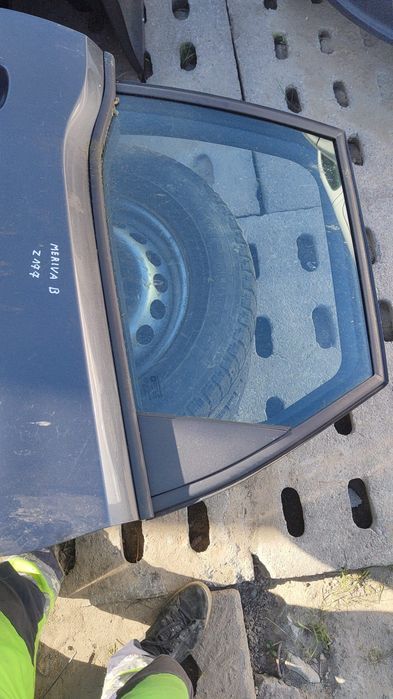 Drzwi opel Meriva B z177