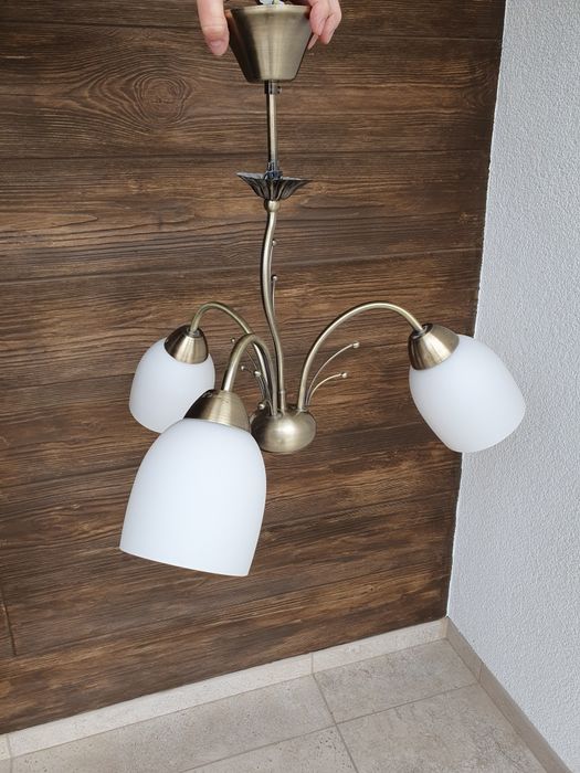 Lampa sufitowa 3 klosze biale (2 szt. Cena za 1 szt.)