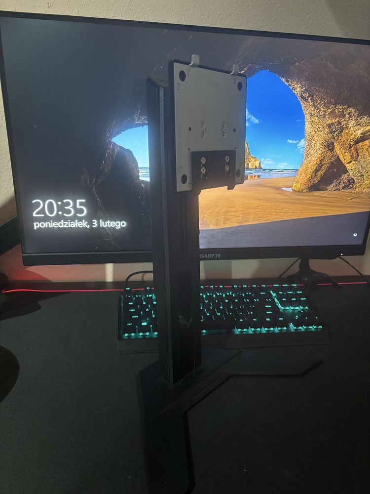 Monitor Gigabyte M28U