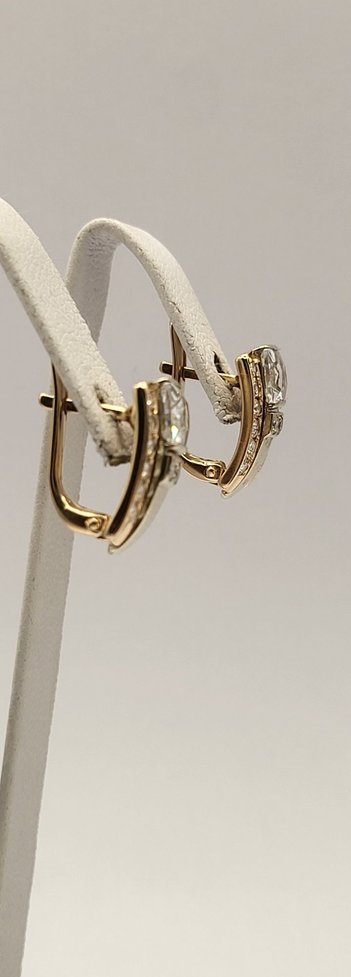 Золоті сережки 585