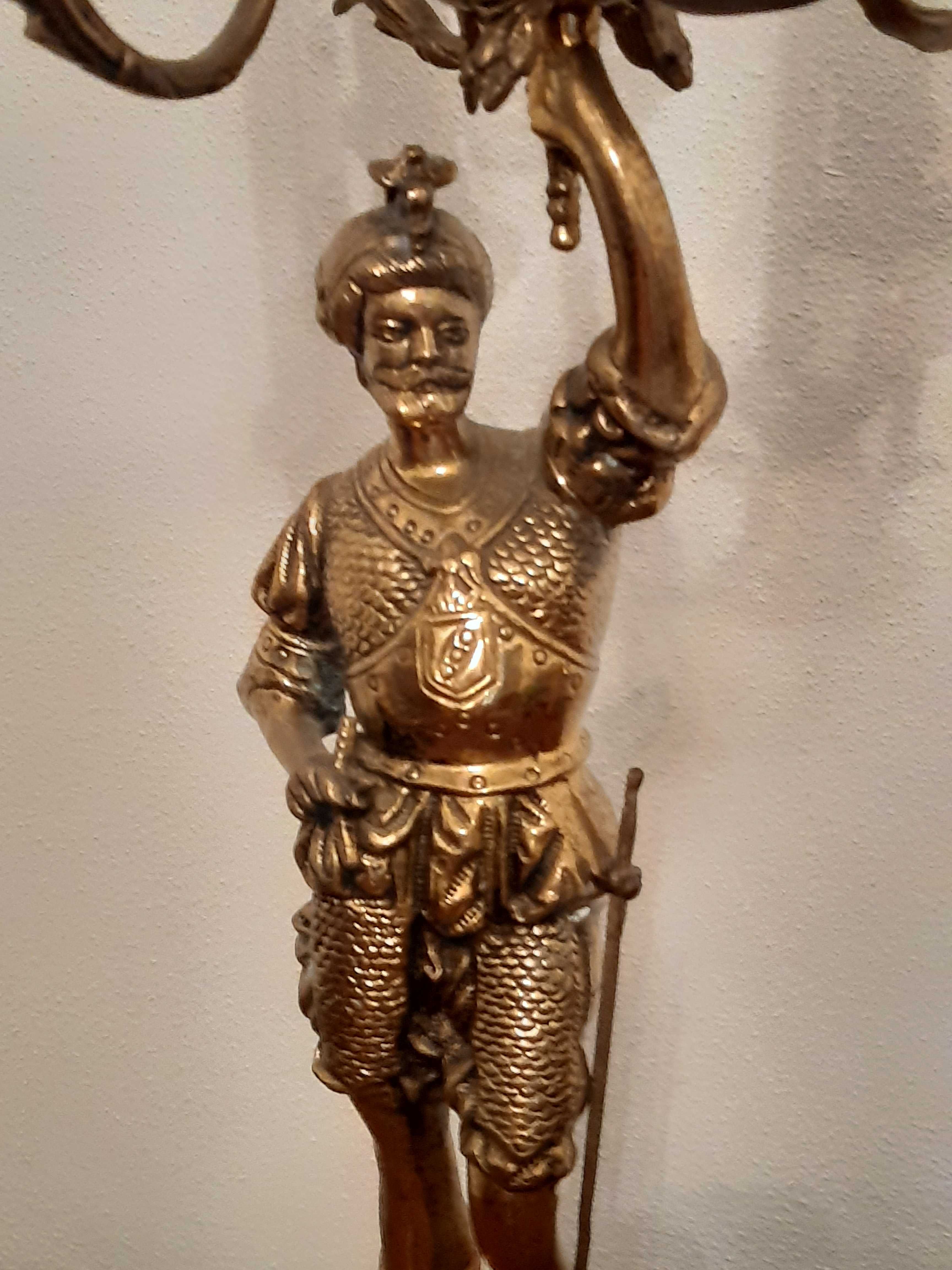 Candelabro latão 5 lumes- soldado romano