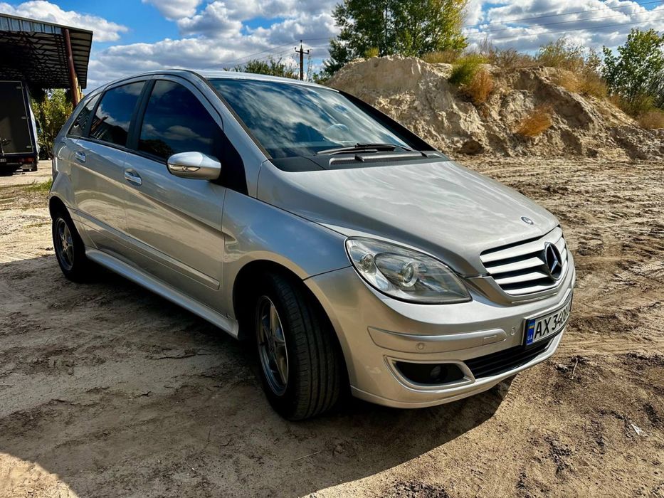 Мерседес В-180 2.0 cdi