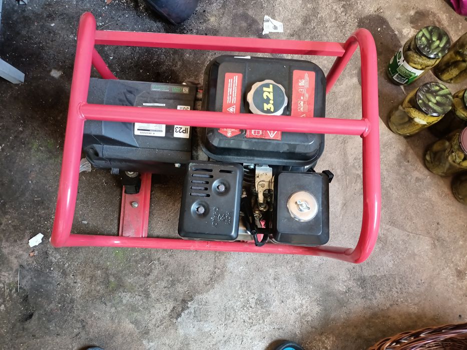 Sprzedam agregat prądotwórczy 1x230V