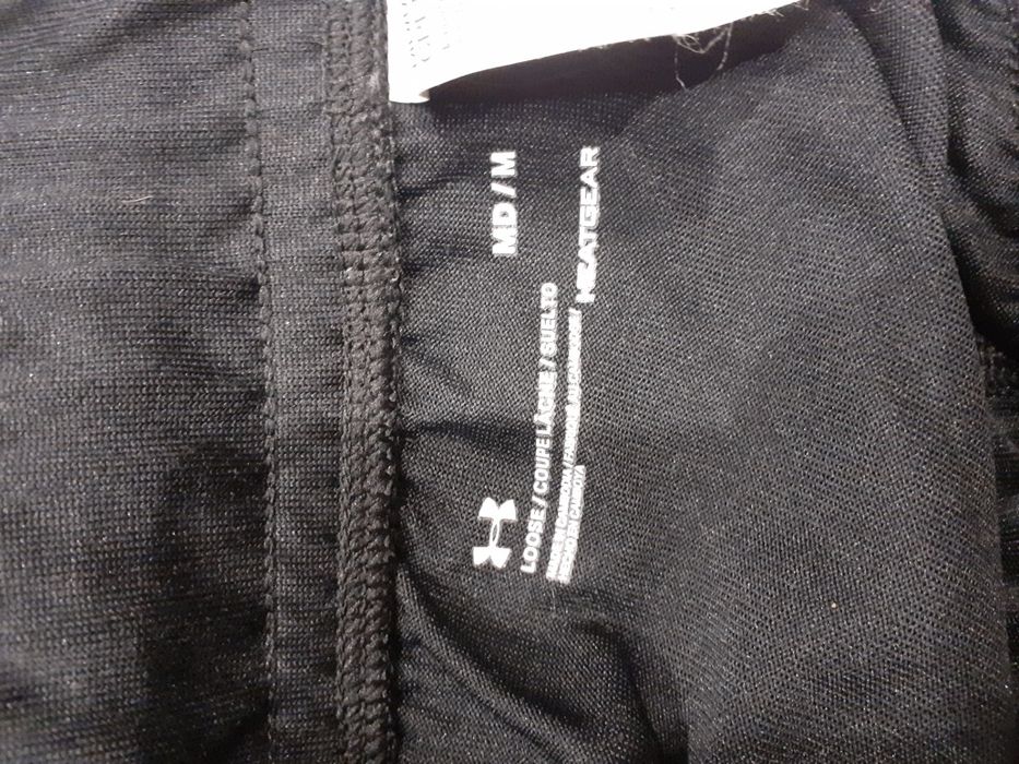 Spodnie Under Armour.