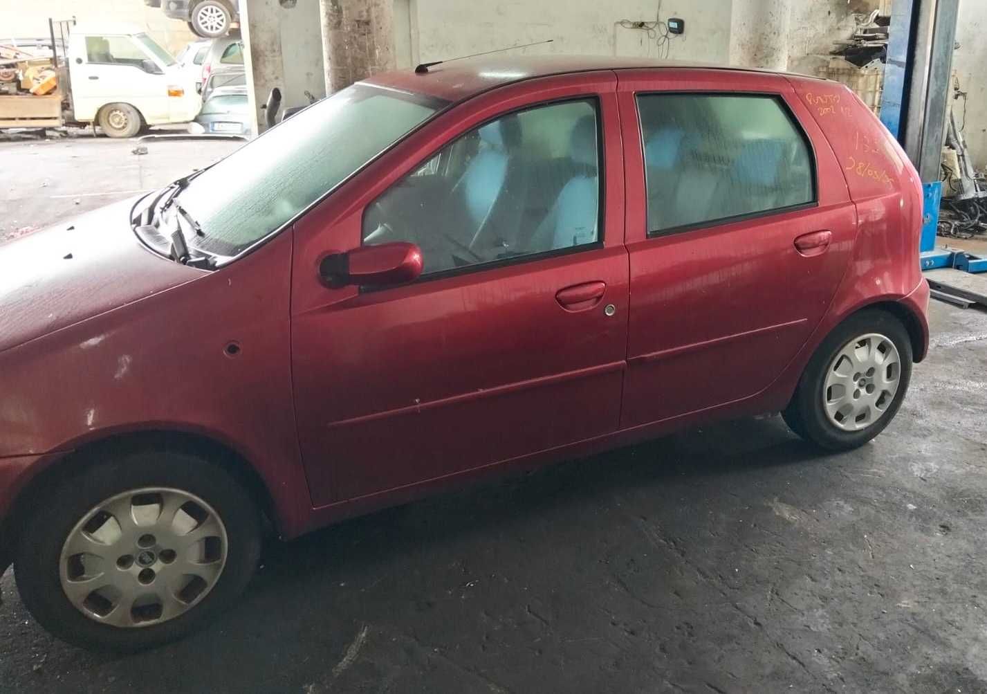 Fiat Punto para peças