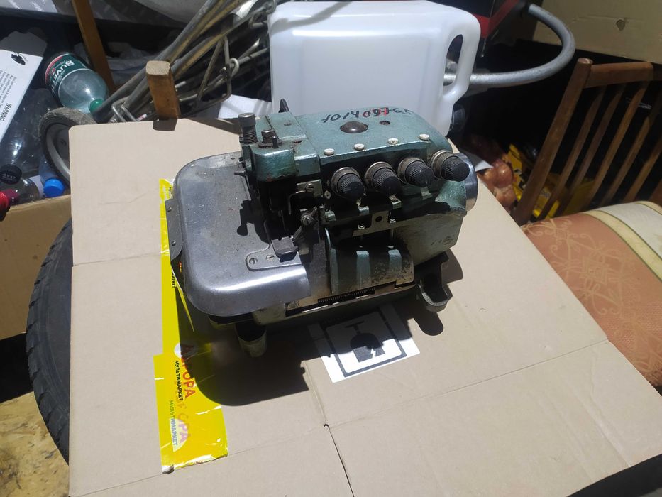 Продам оверлок .