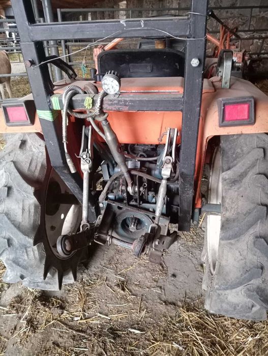 Міні трактор кубота