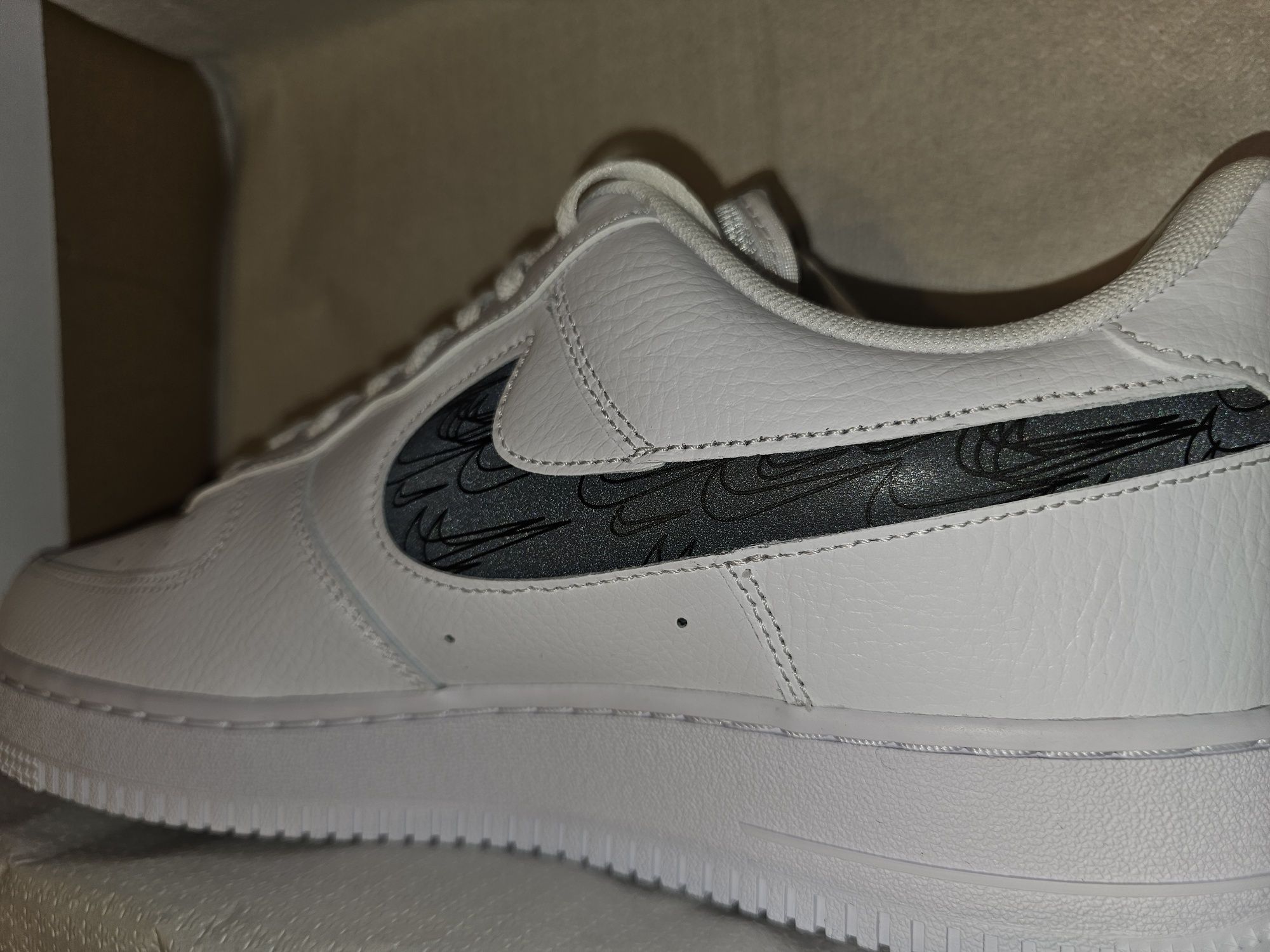 Buty Nike Air Force 1 '07 LV, biało czarne, rozm. 44,5, 28,5cm, NOWE