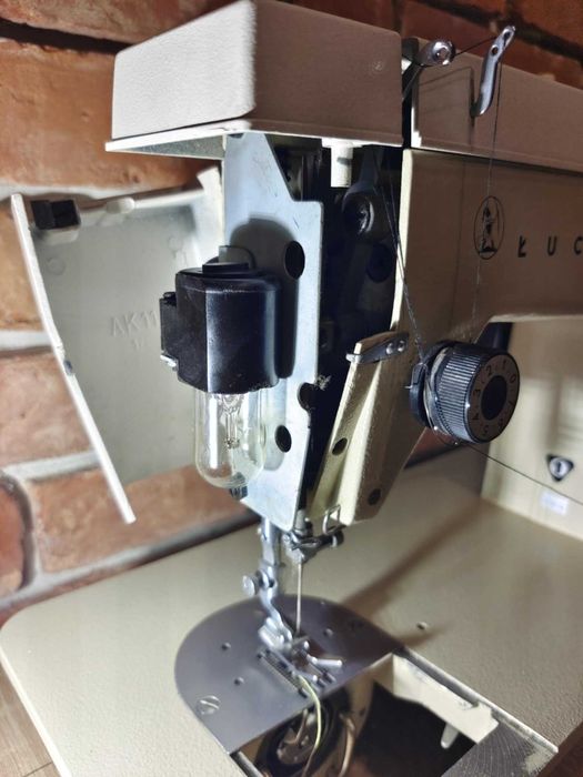 Kultowa maszyna do szycia Łucznik 723