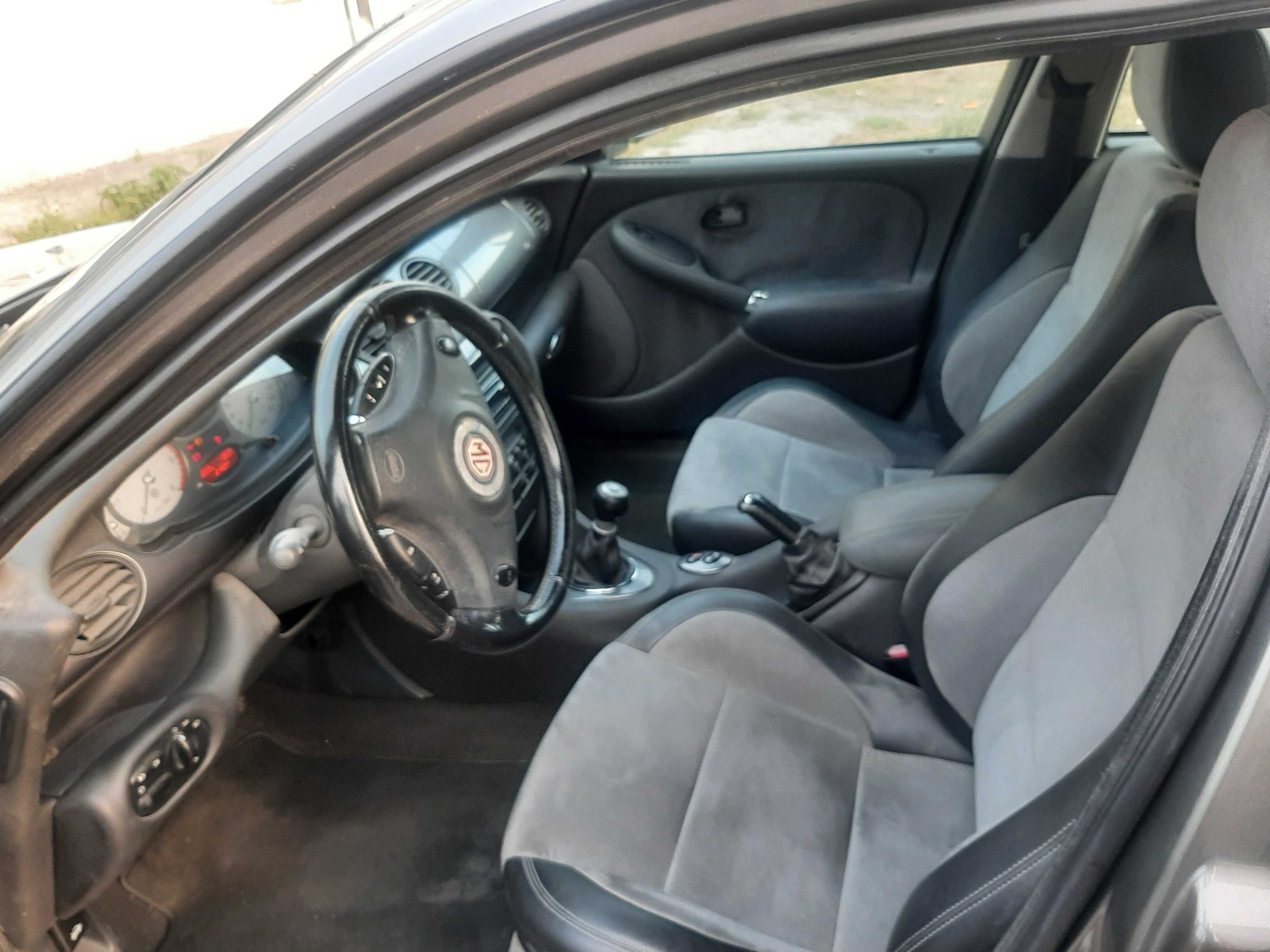 PARA PEÇAS / VENDIDA COMPLETA  /   MG ZT-T  2.000 D 136 CV  /  10/2003