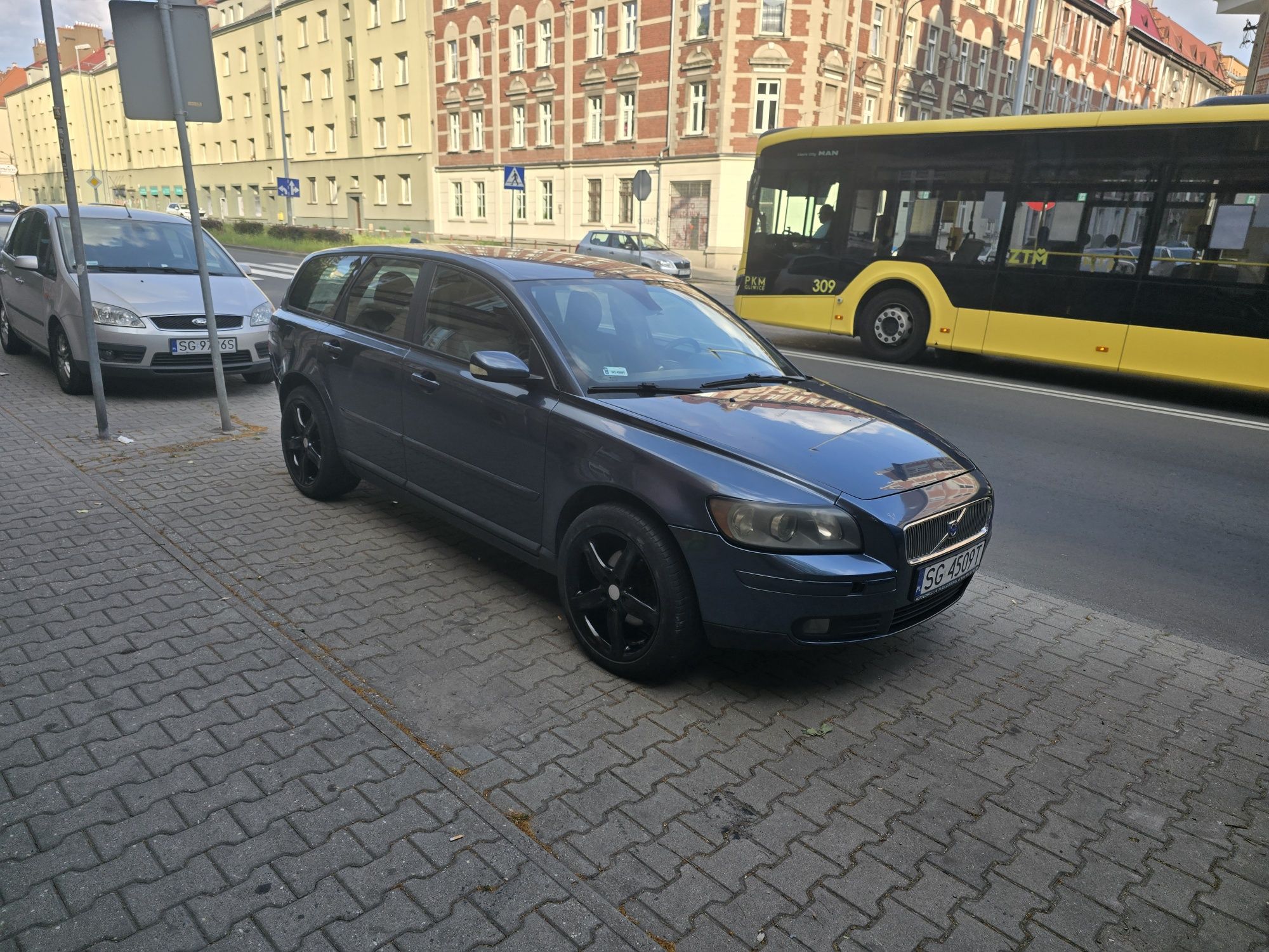 Volvo v50 2.0d 2006r