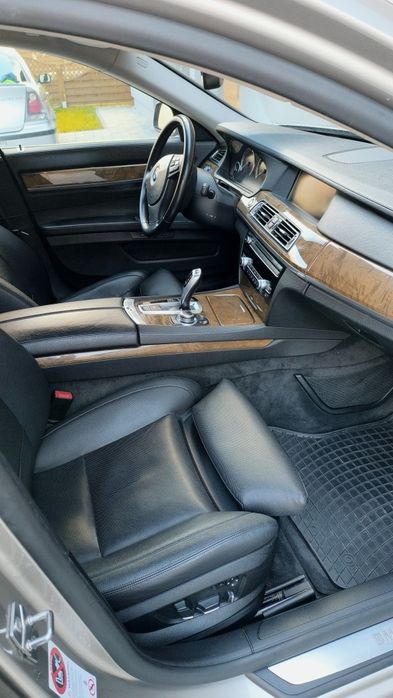 Sprzedam BMW 7 F 01