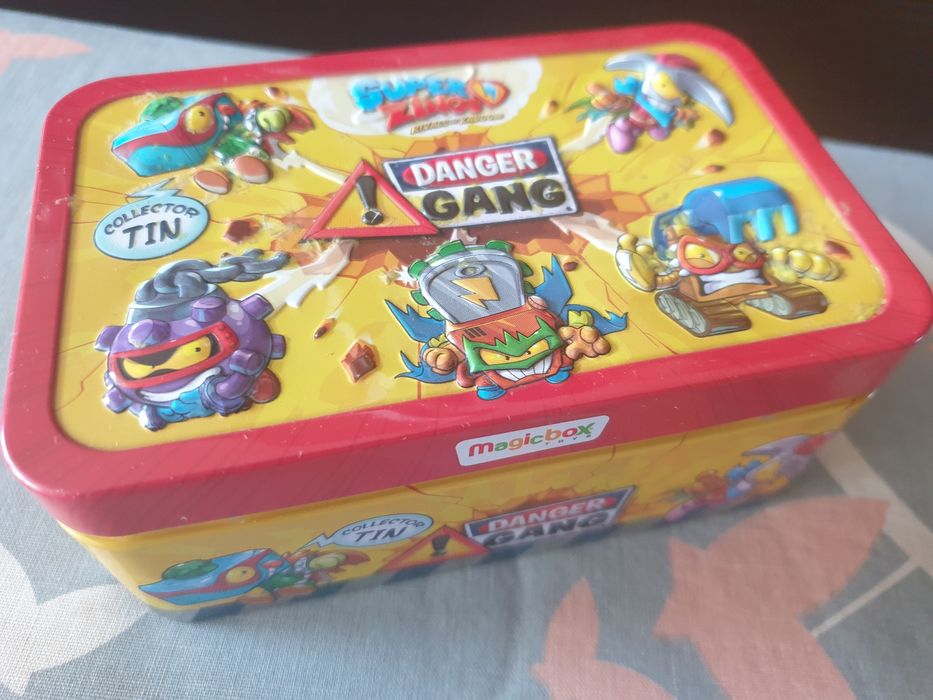 Superzings Danger Gang puszka czerwona