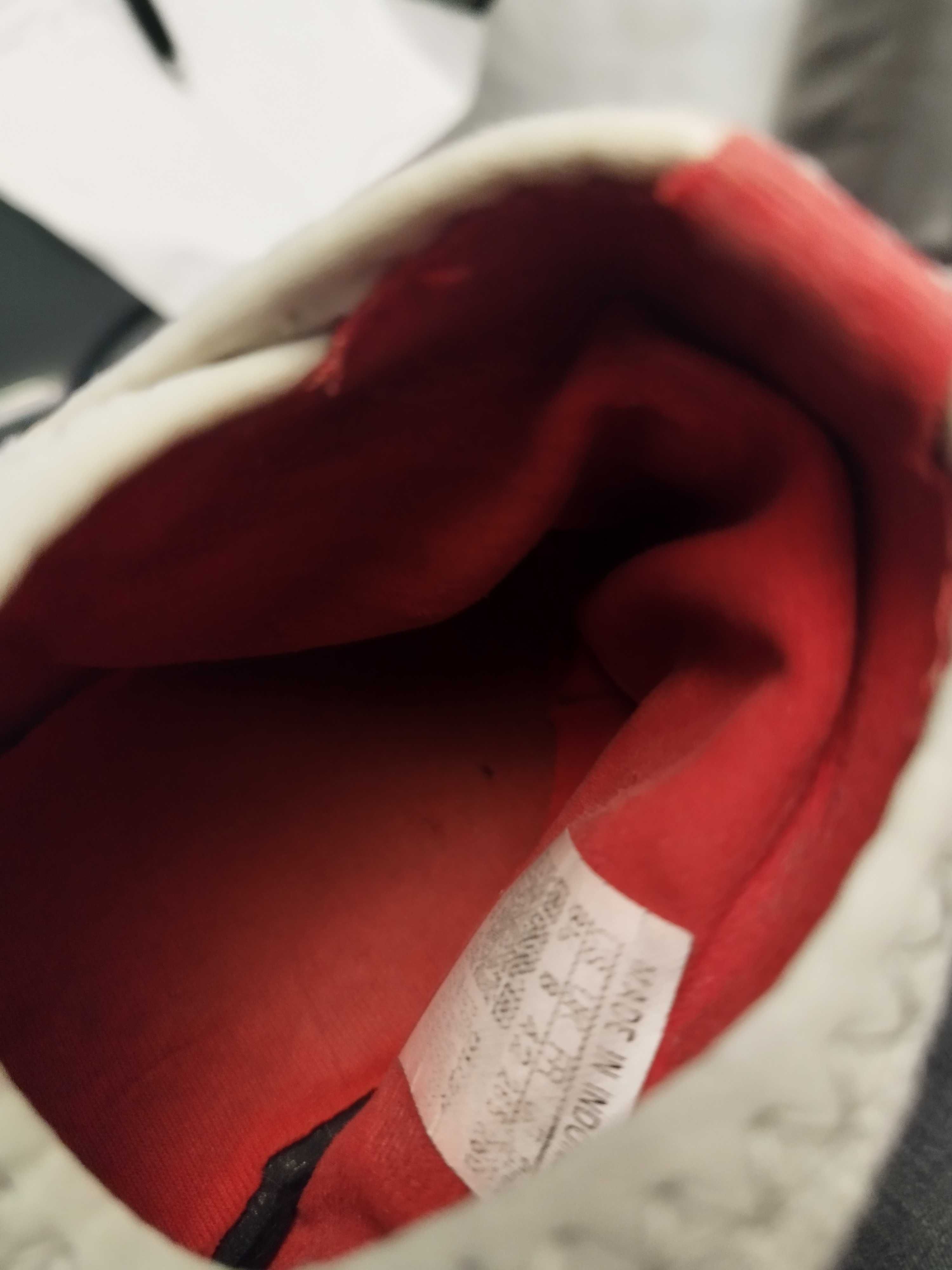 Buty dziecięce korki czerwono białe adidas predator EU 25