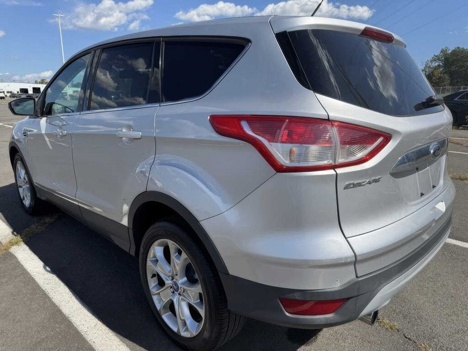 Ford Escape      2013