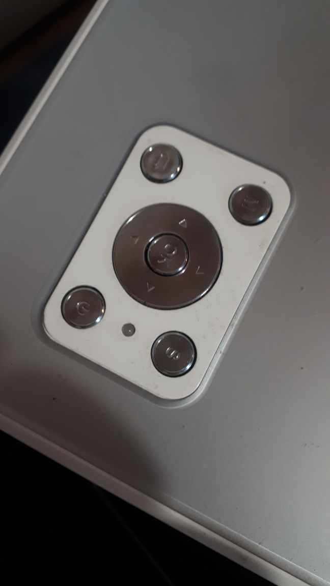 Projektor multimedjalny,Bluetoth