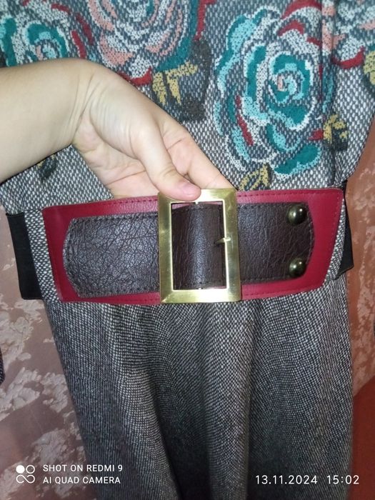 Довга сукня на застібці