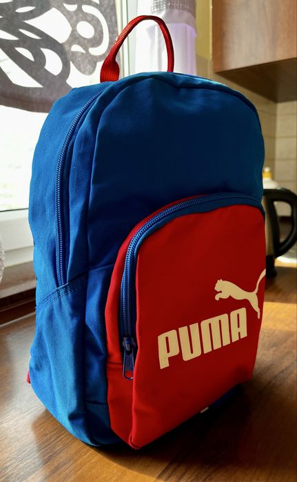 Mały niebieski plecak - Puma.