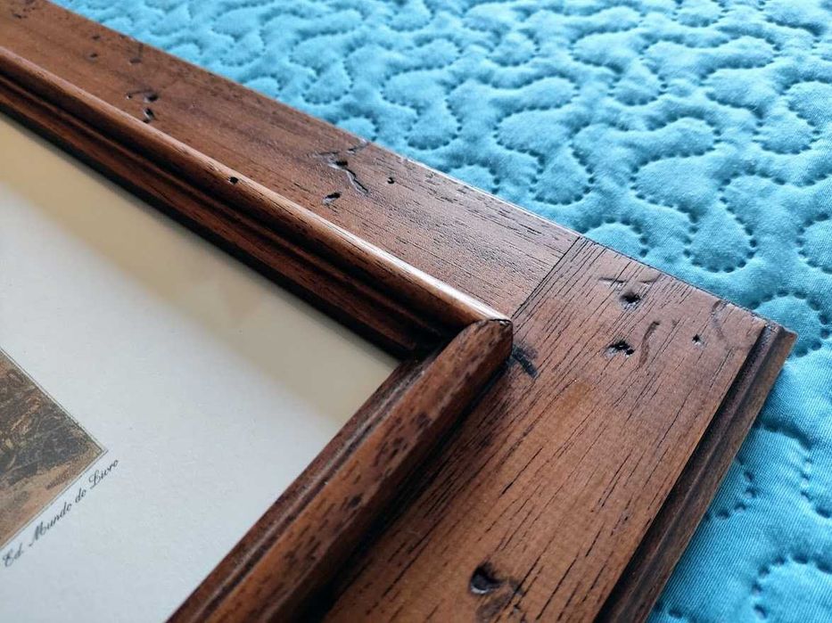 Par de molduras em madeira rústica com efeitos sobrelevados