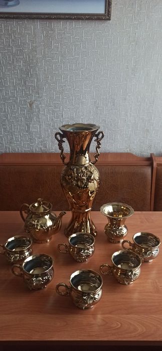 Продам  чайные и кофейные наборы.