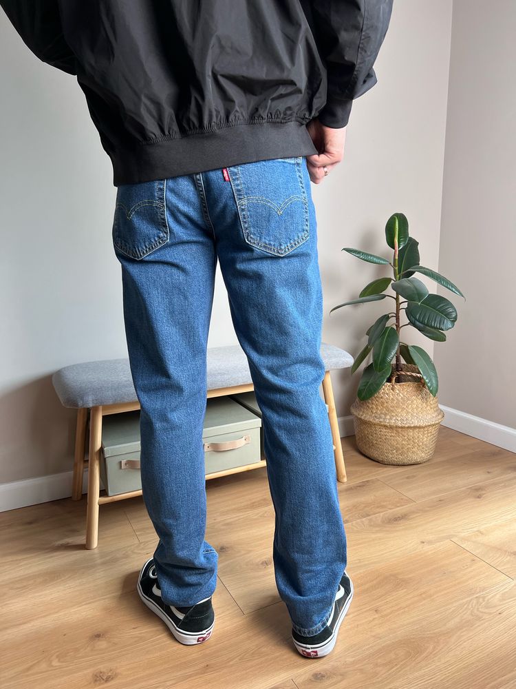 Оригінальні нові Джиниси Levi’s 541 Athletic Taper