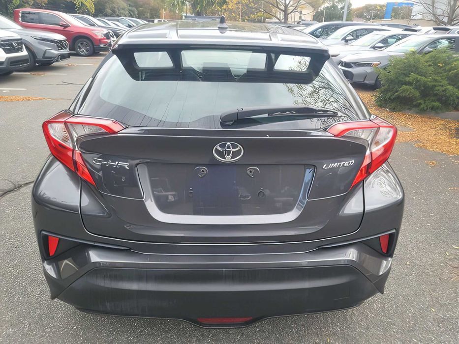 Toyota C-HR      2019