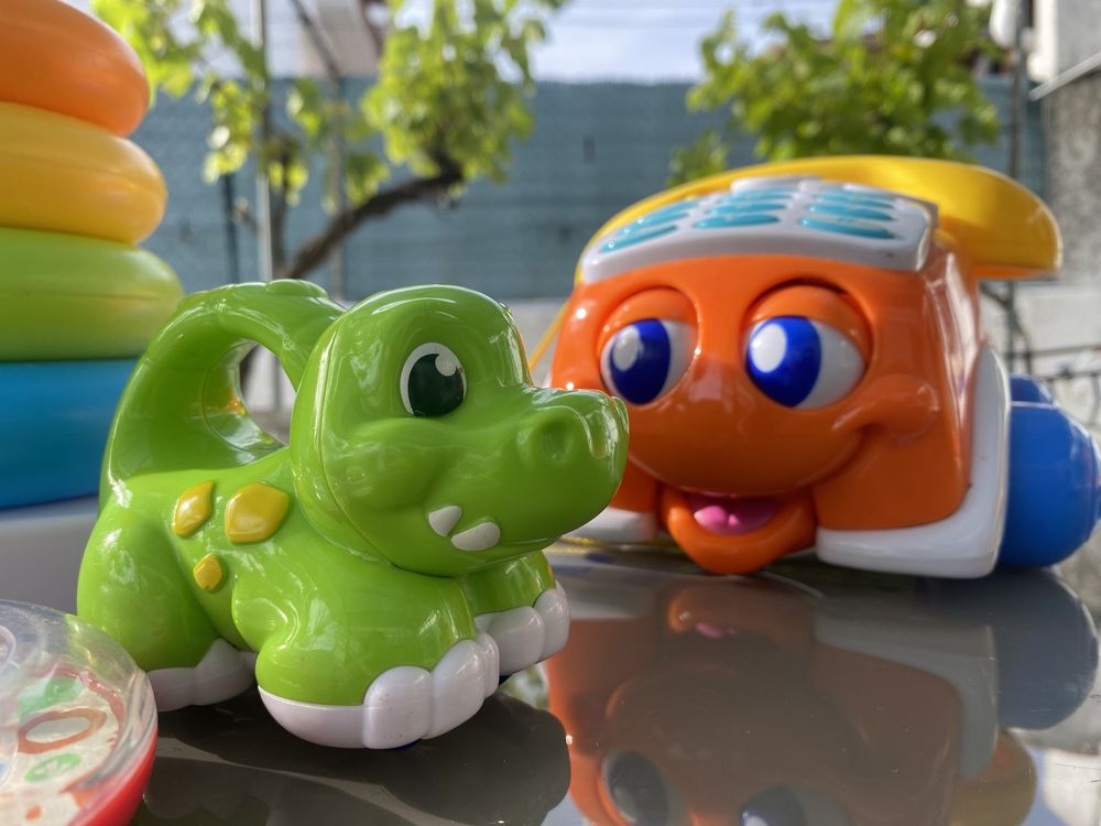 Brinquedos educativos interativos Chicco e Fisher Price